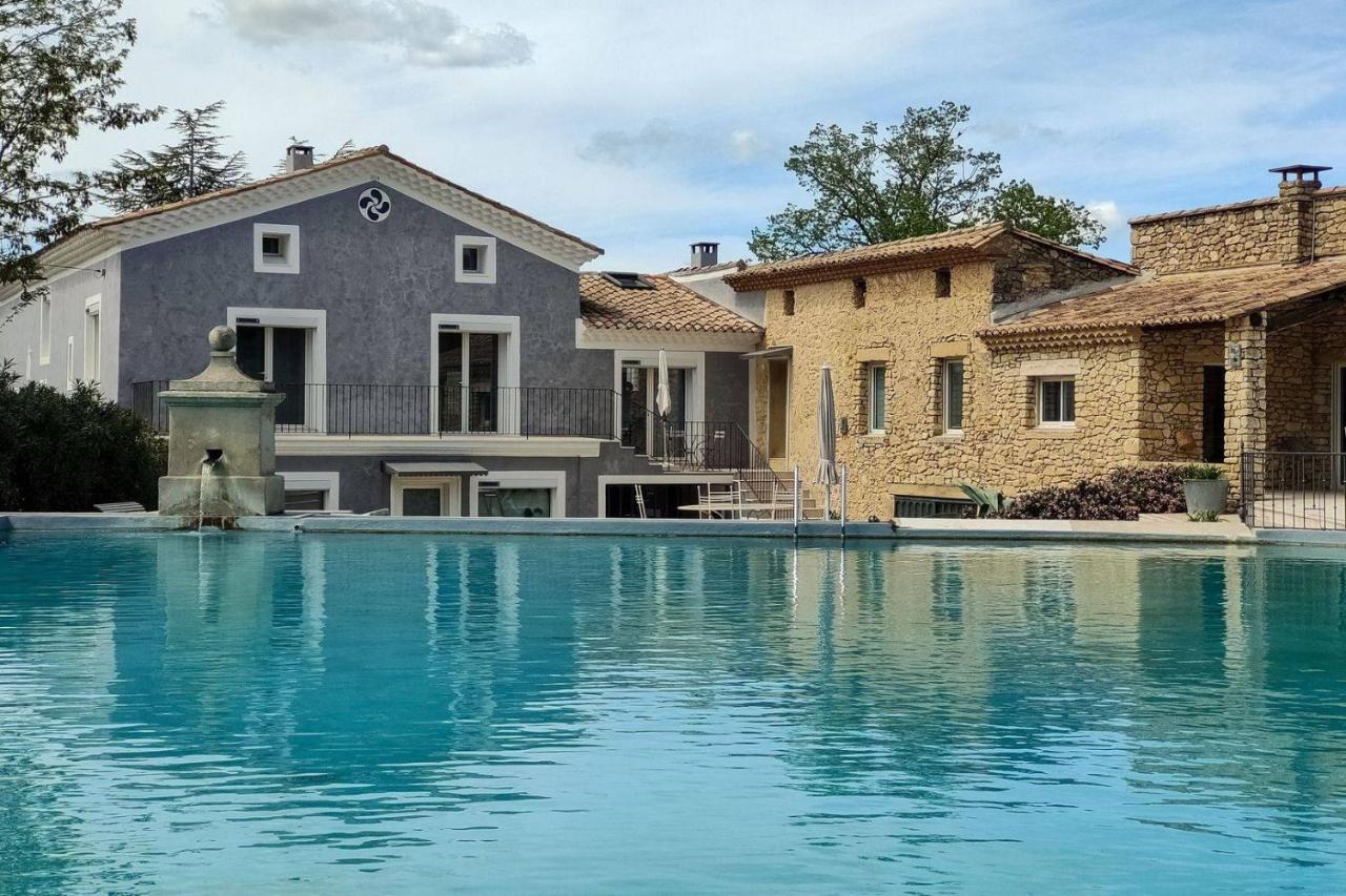 Villas De La Ferme Du Gros Noyer Malaucene Exterior photo