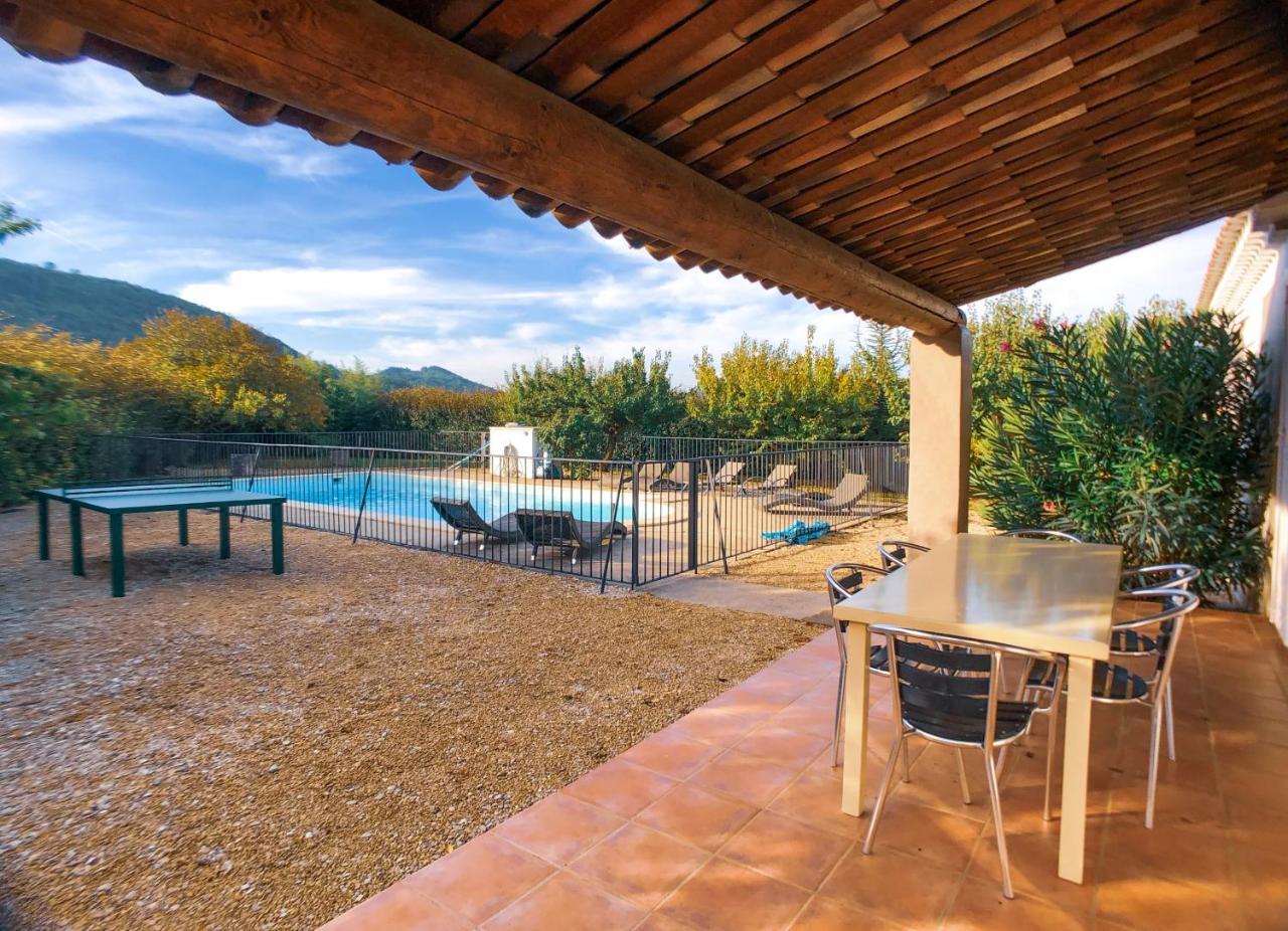 Villas De La Ferme Du Gros Noyer Malaucene Exterior photo