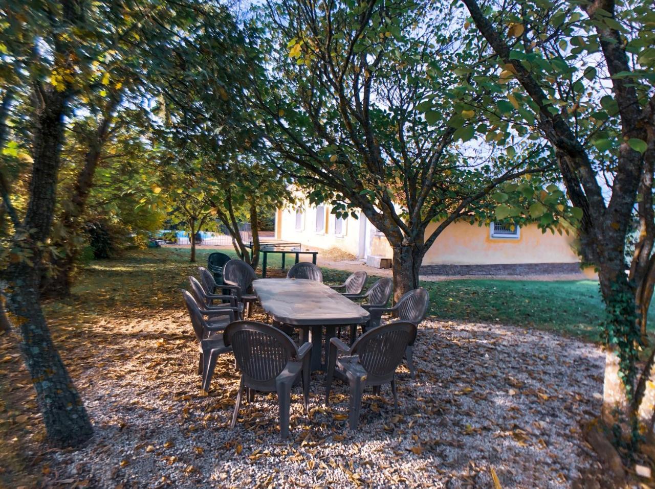 Villas De La Ferme Du Gros Noyer Malaucene Exterior photo
